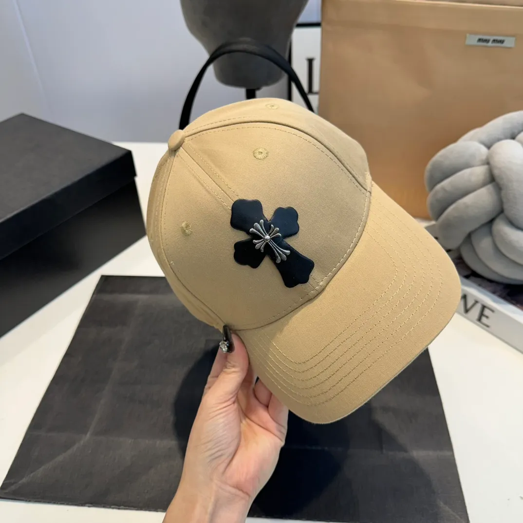 P56 Crow Heart baseball cap, retro peaked cap, head circumference 57.cm